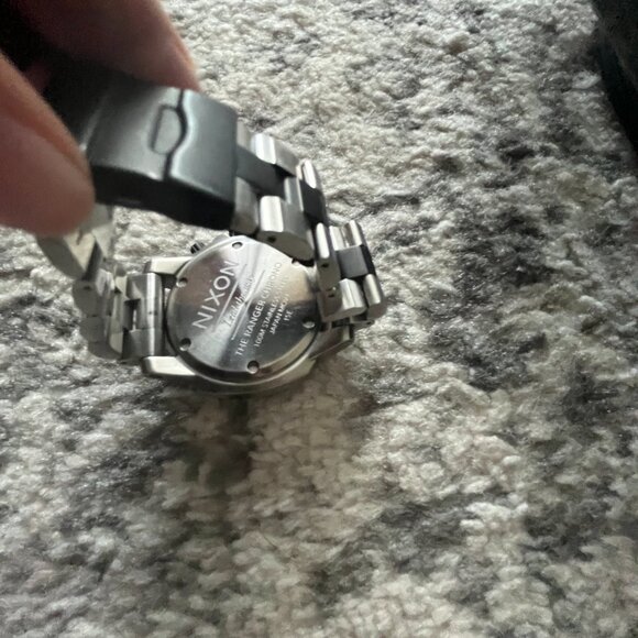 Men's Nixon Ranger Chrono wrist watch 3 tone Black Silver Golf - Picture 2 of 3